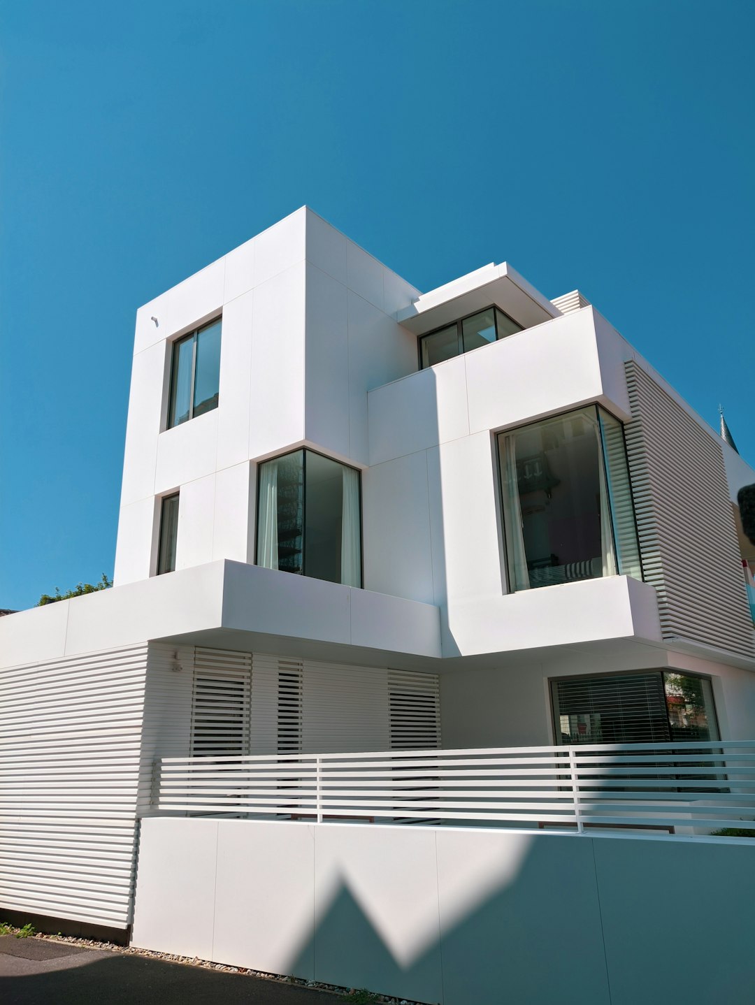 Contemporary Family Residence